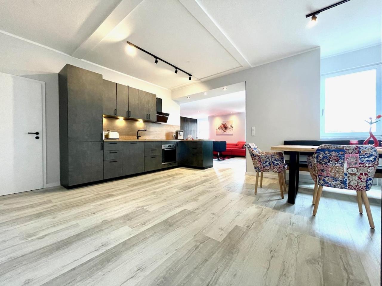 Premium Penthouse W46 - Elbnah, Hochwertig, Zentral, 3 Schlafzimmer! *