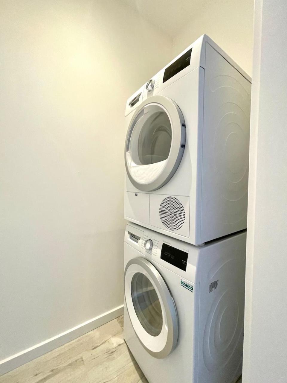 Premium Penthouse W46 - Elbnah, Hochwertig, Zentral, 3 Schlafzimmer! Dresden